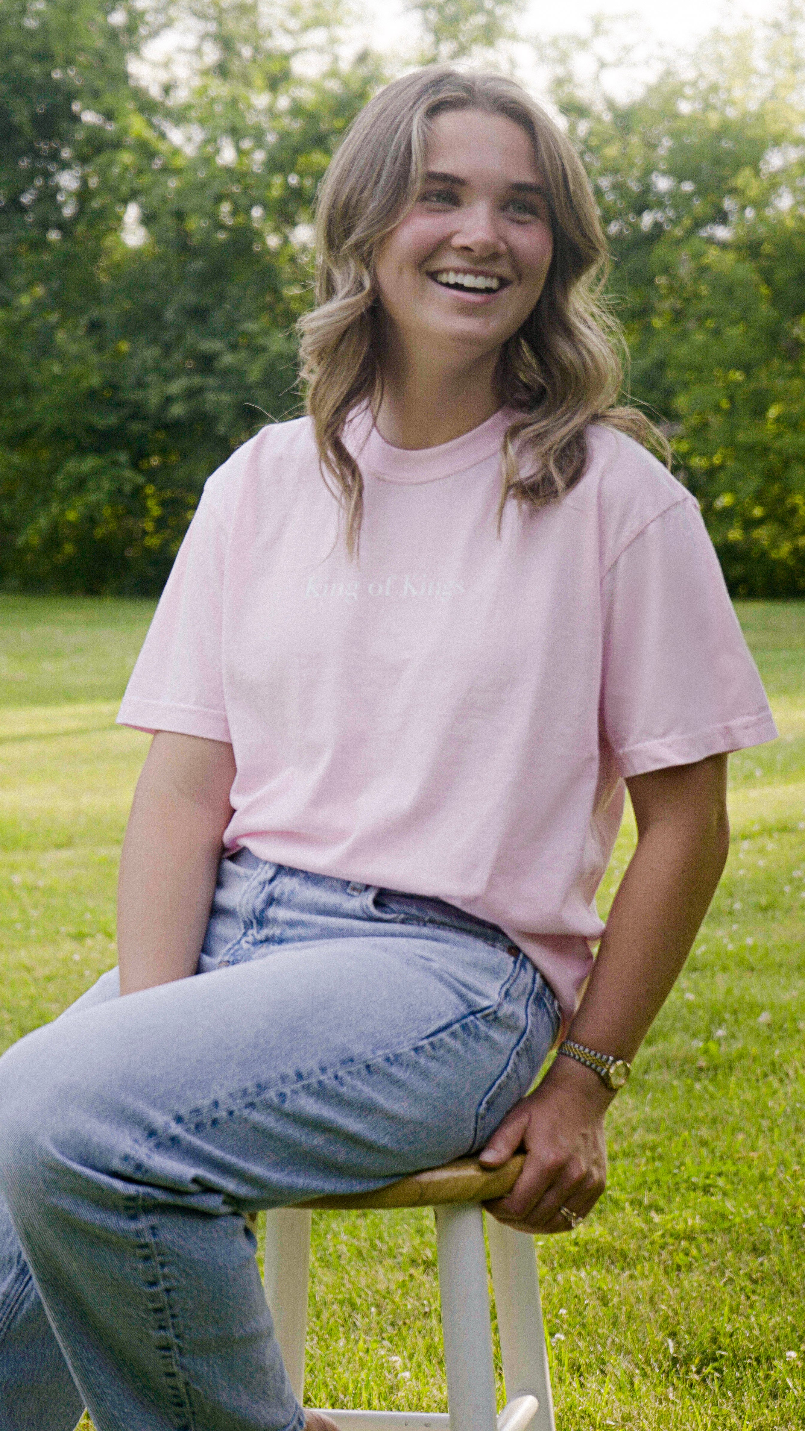 Jesus is King - Pink